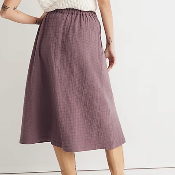 Madewell Quilted Jacquard A-Line Midi Skirt in Fig - Picture 2 of 9